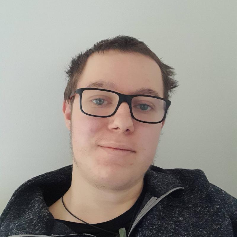 Nicolas 22 ans Toulon