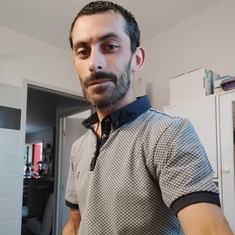 Michael 39 ans Boulazac