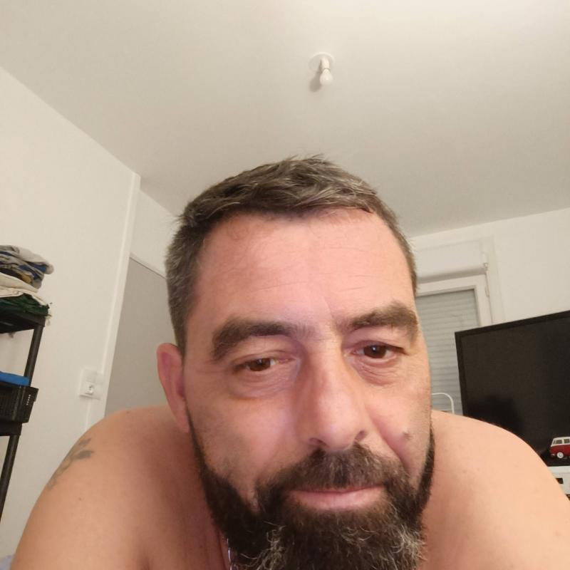 franck 44 ans Raon l'Étape