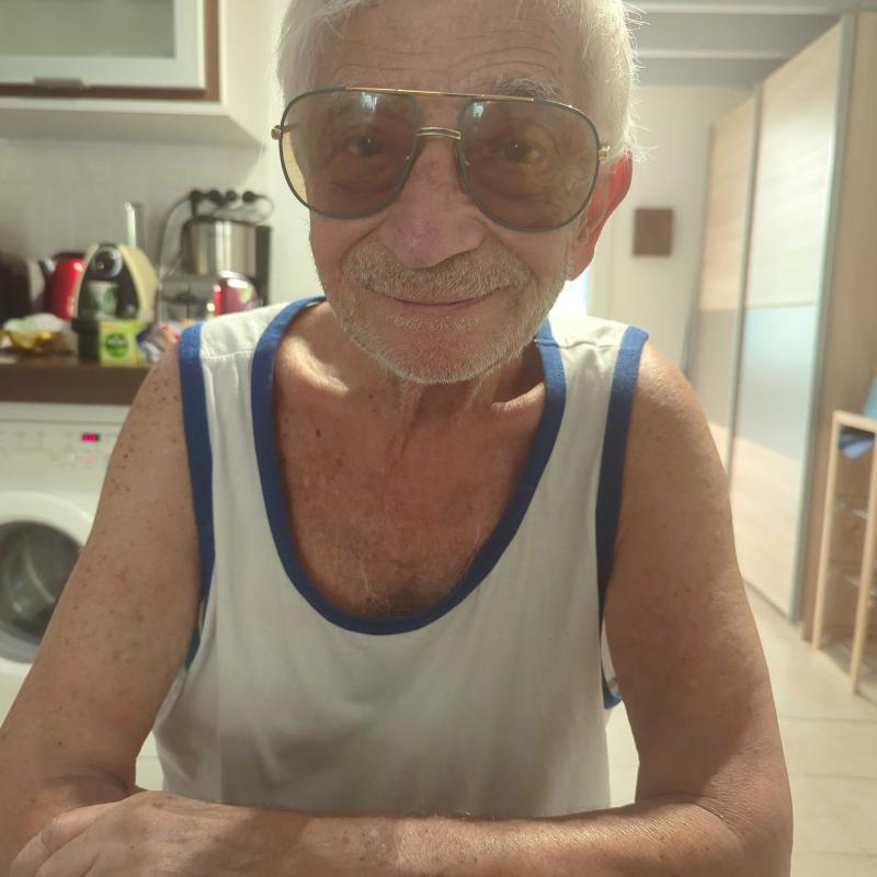 castor 72 ans paris 9eme arrondissement