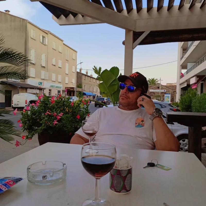 Younes 41 ans Narbonne