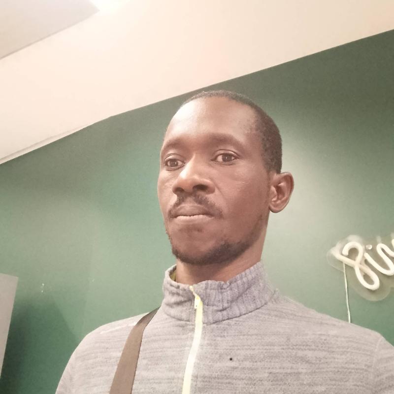 pelele 26 ans Montreuil