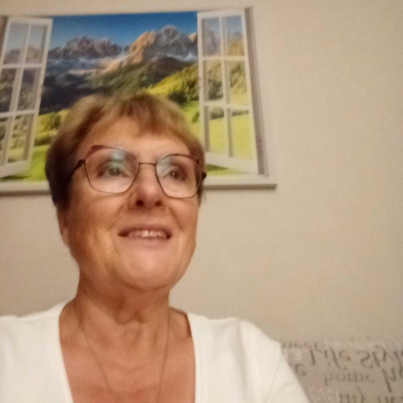 MARTINE  74 ans Nassandres