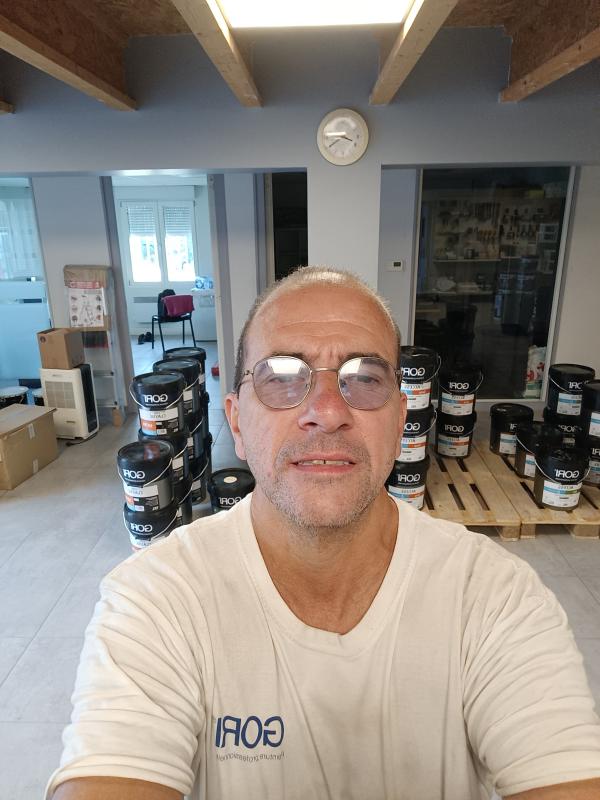 Luciano  58 ans paris 15eme arrondissement