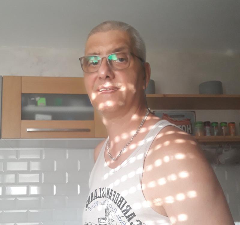lionel 62 ans Bruay la Buissière