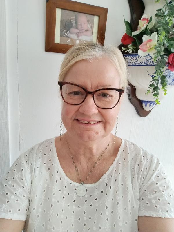 Sylvie  60 ans Saint Hippolyte