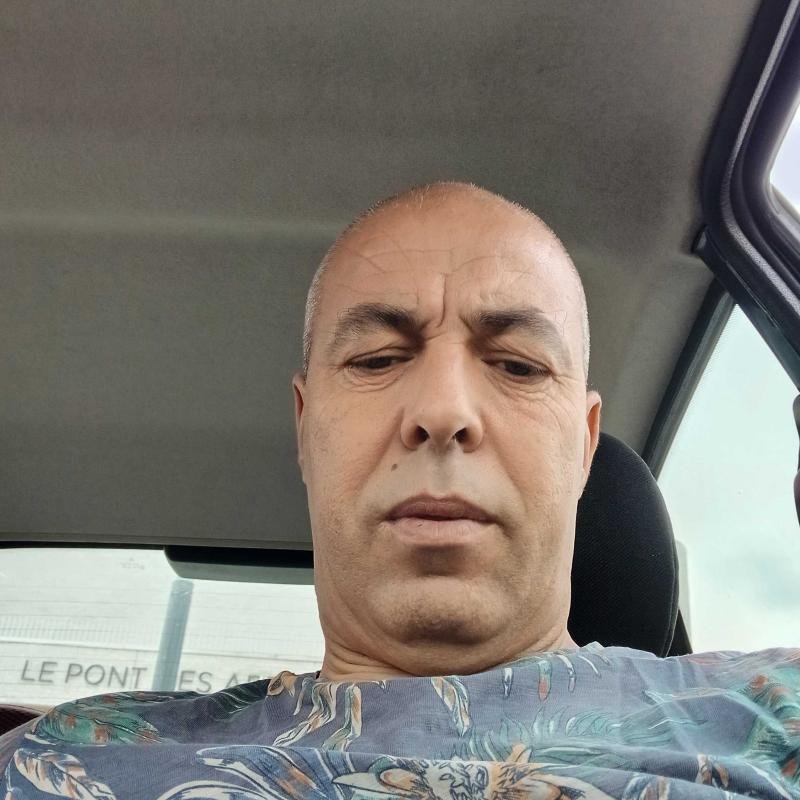 ninu 48 ans Lille