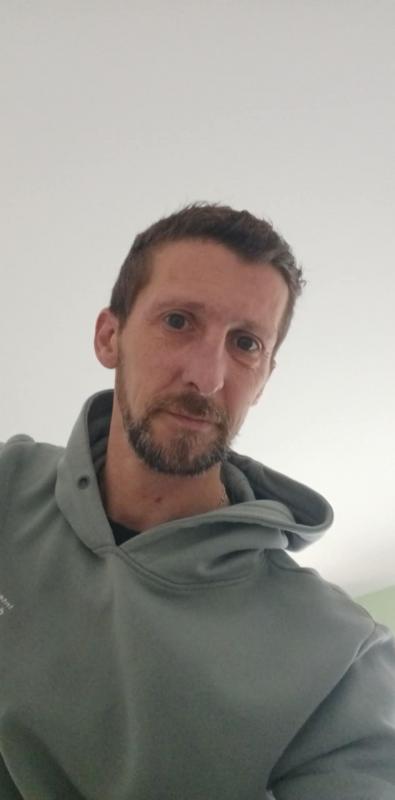 Antho 43 ans Meslay du Maine