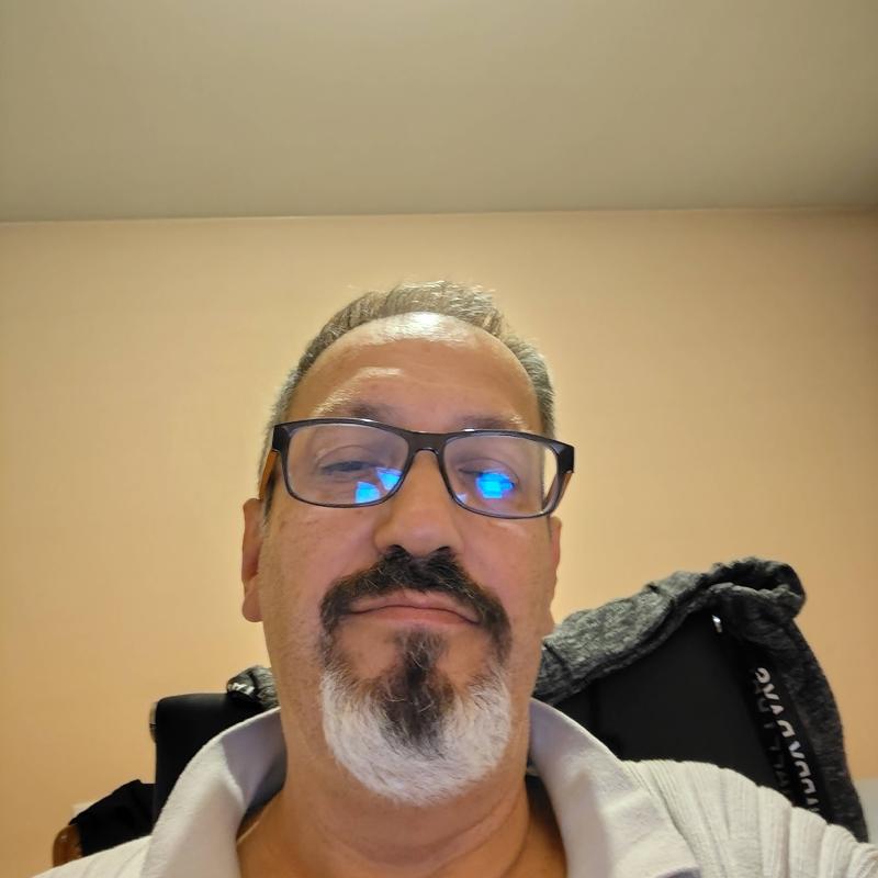 laurent 54 ans Saint Jean de Maurienne