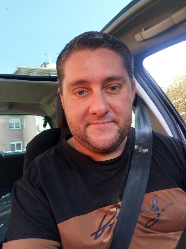 Laurent 40 ans Montigny en Gohelle