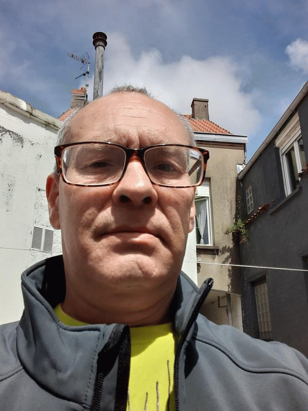 Antonio 57 ans Calais