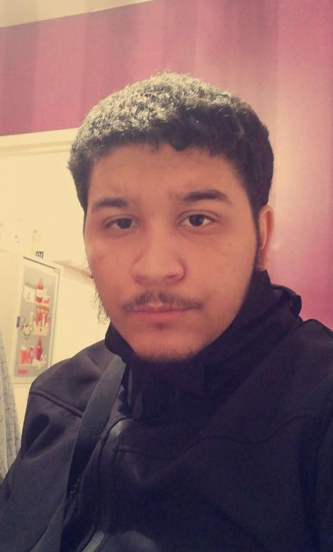 Bilel 25 ans Asnières sur Seine
