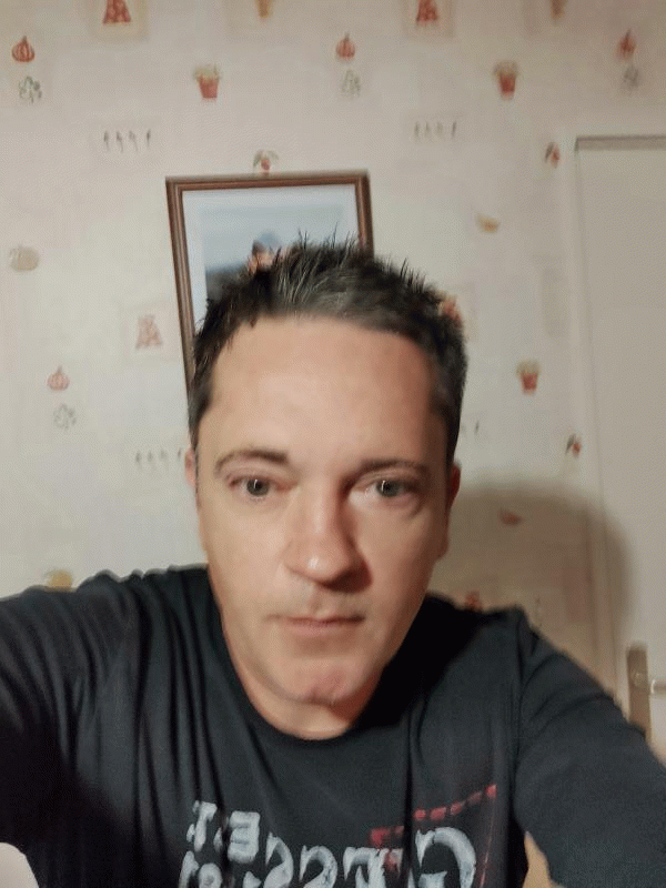 Laurent  47 ans Luisant