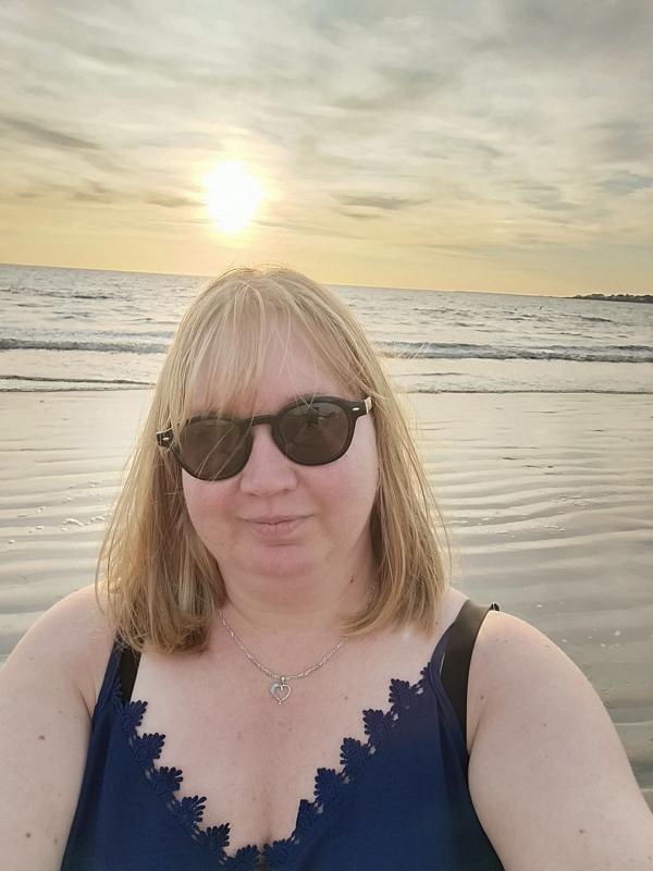 Emily 35 ans Drain