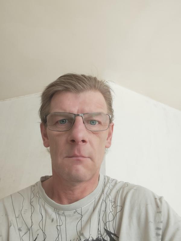 Loulou 52 ans Éragny