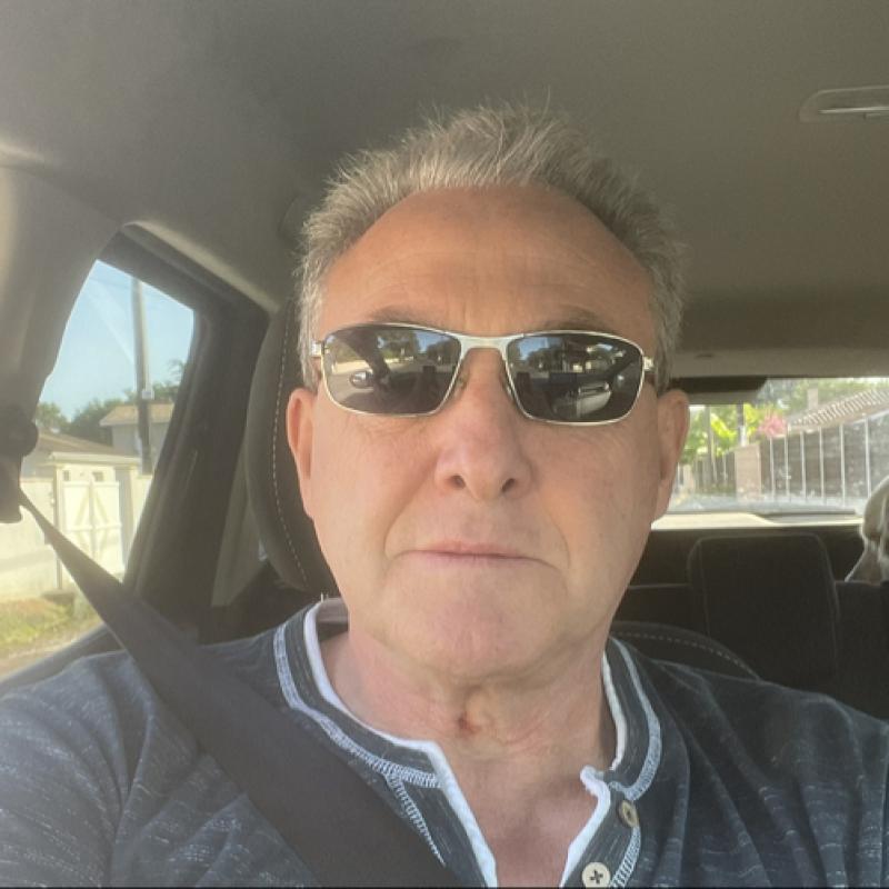 joël 62 ans Pessac