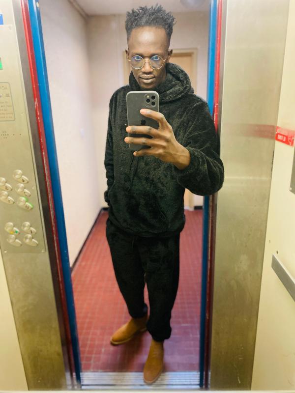 Mohamed 25 ans Montpellier