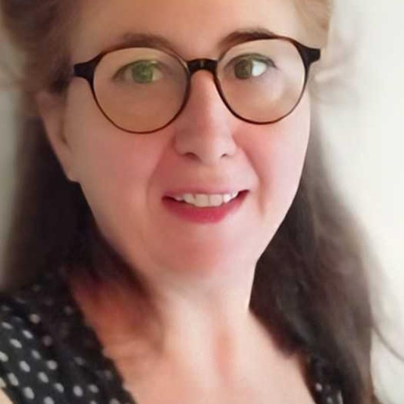 Sabine  55 ans Caux