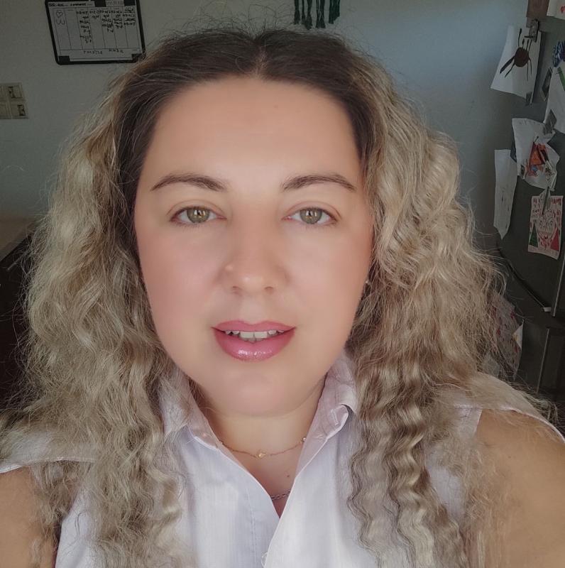 claudia 27 ans Bordeaux