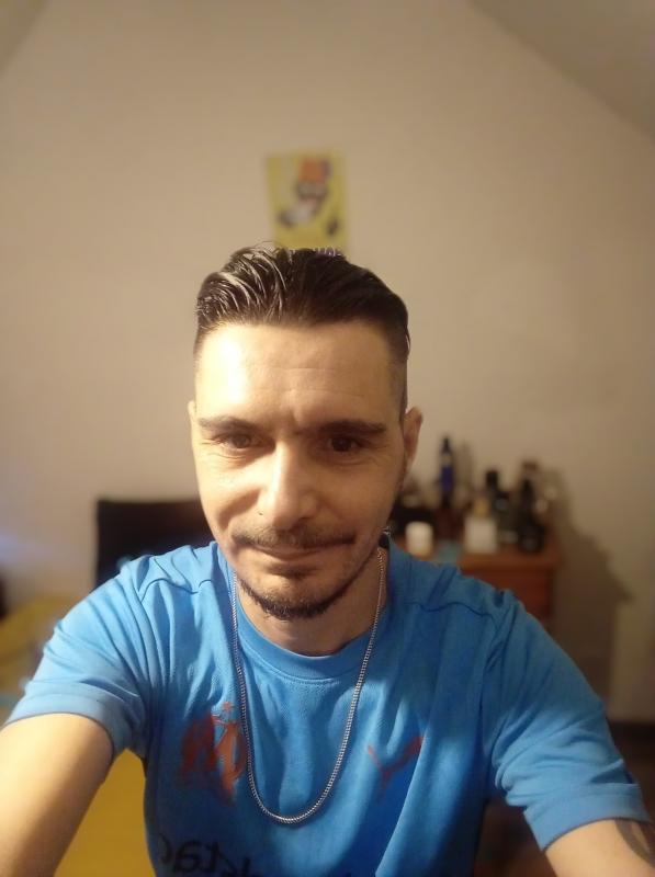 Raphael  39 ans Briare