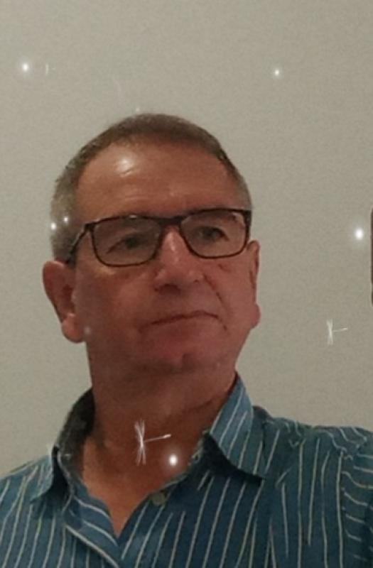 Pedro  53 ans Bollène