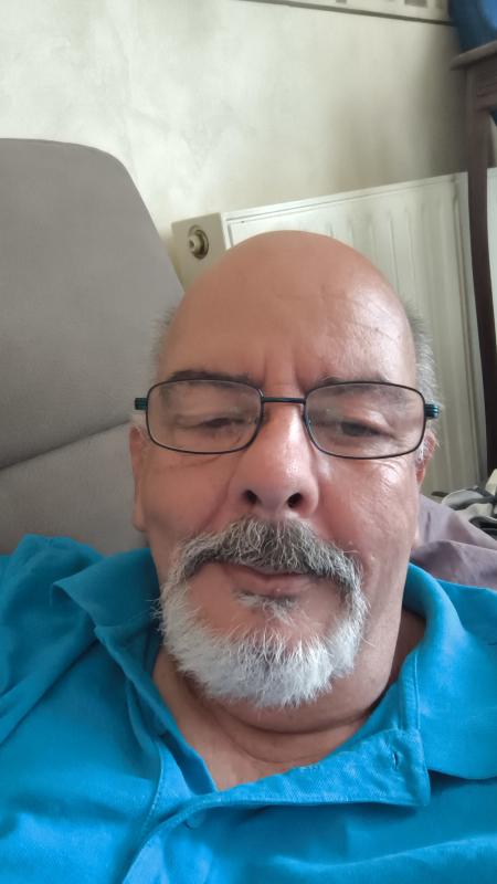 Frédéric  60 ans Clermont Ferrand