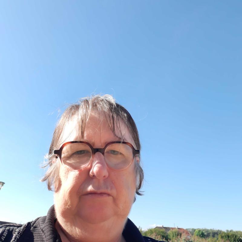 Astrid  66 ans Zillisheim
