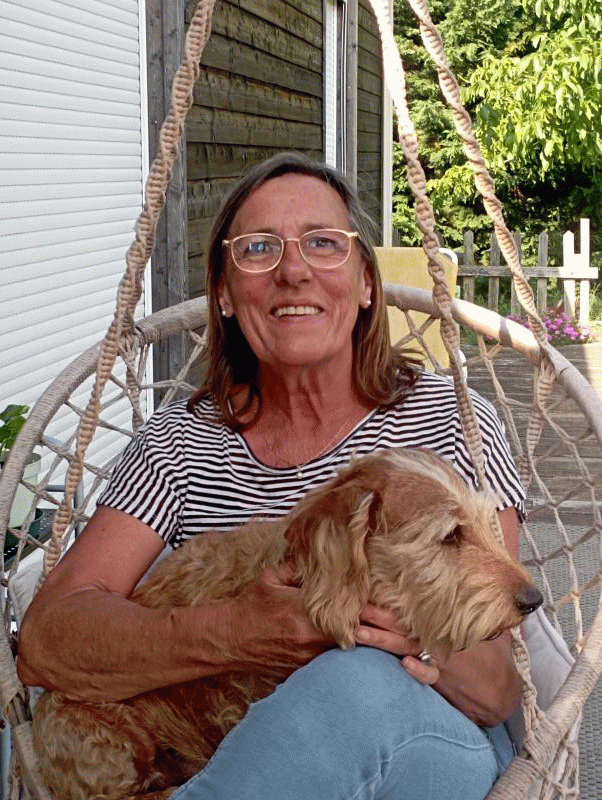 Anita  65 ans Poitiers