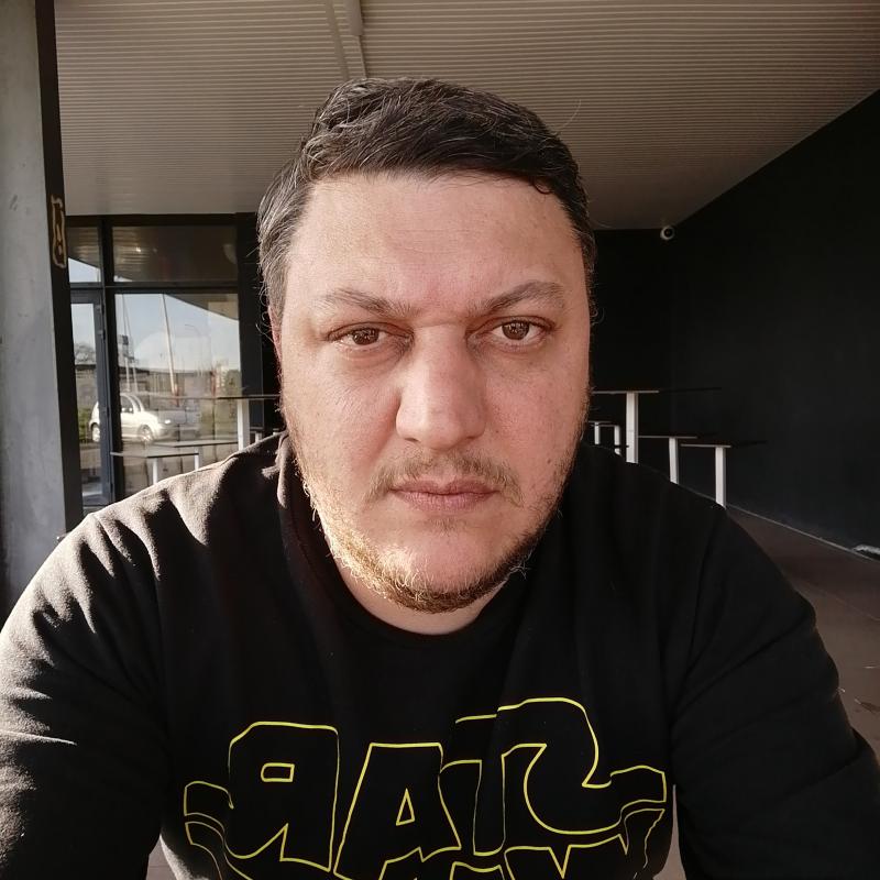 DAVID 42 ans Jurançon