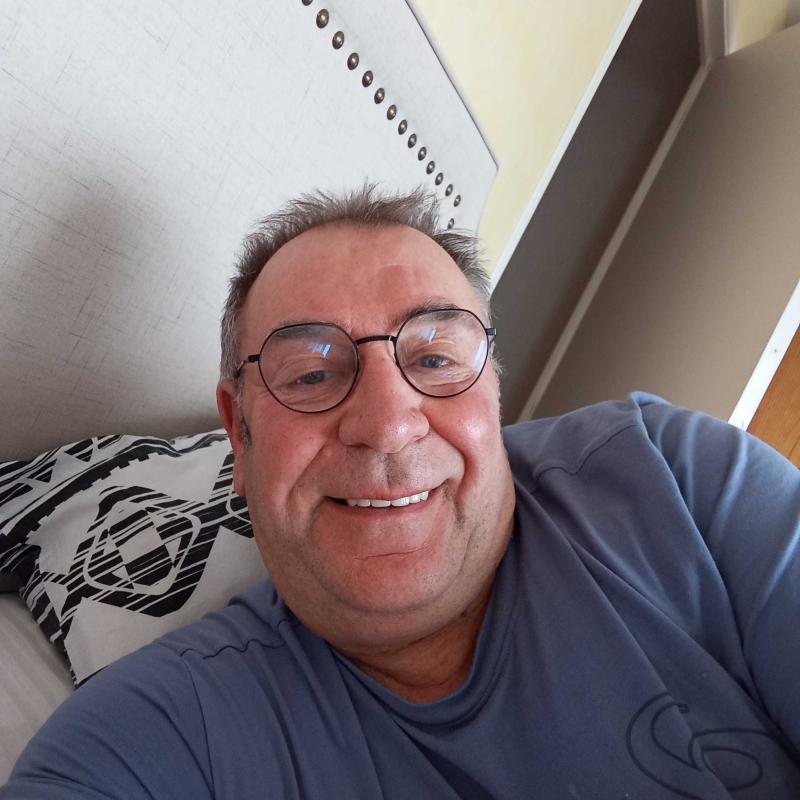 nono 62 63 ans Calais