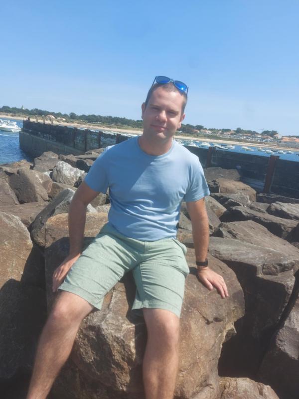 VALENTIN  23 ans Tavant