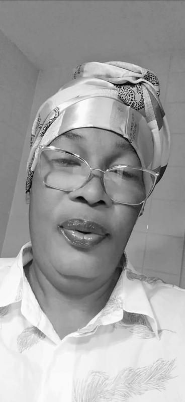 Gertrude  67 ans Soissons