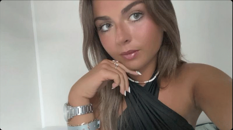 Julie Ferrari 19 ans Bordeaux