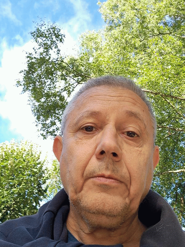 Stéphane  61 ans Piscop