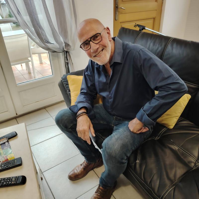 Roland 63 ans Thoissey