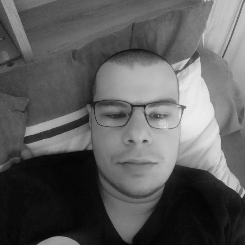 Kevin 33 ans Ouistreham