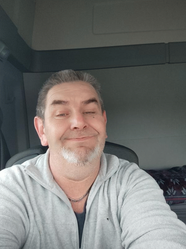 Pierre  54 ans Orléans