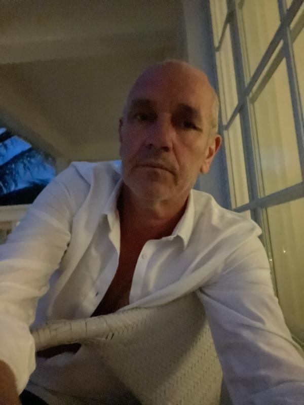 linoGreg 57 ans Orléans