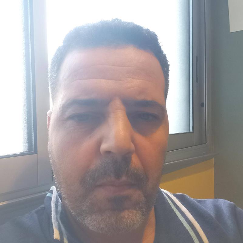 mouhajir 48 ans Saint Étienne