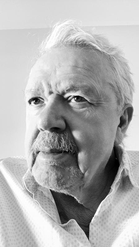 Gael  68 ans Ancône