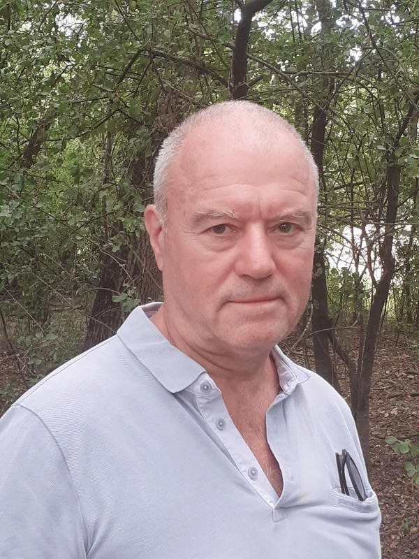 François  64 ans Angers