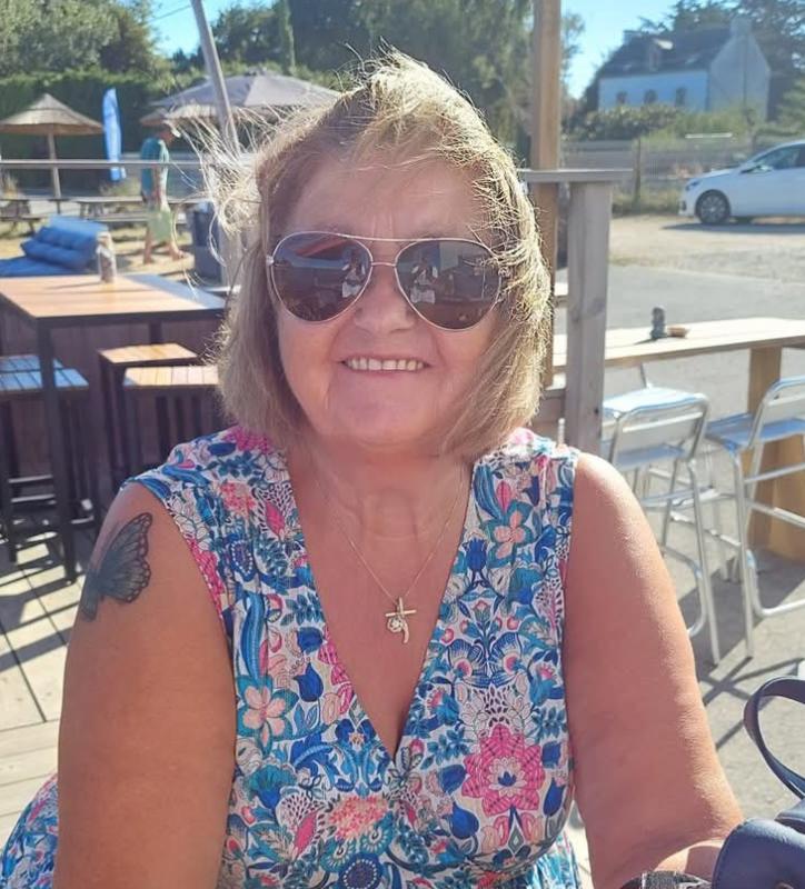 Françoise  66 ans Vannes