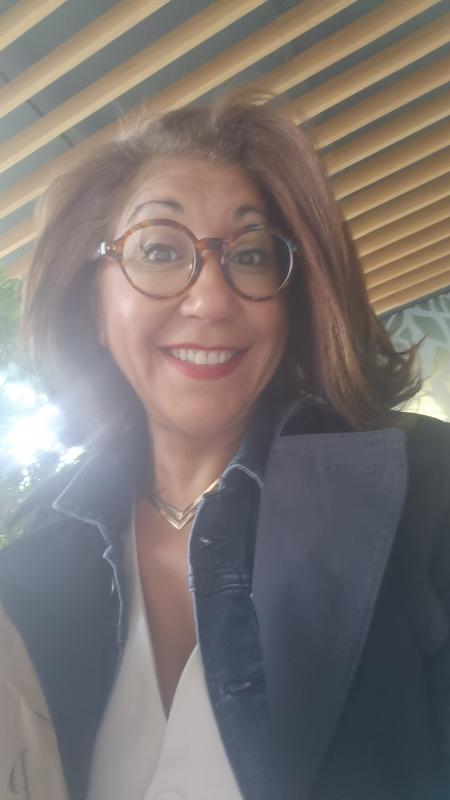 Akima  52 ans Citry