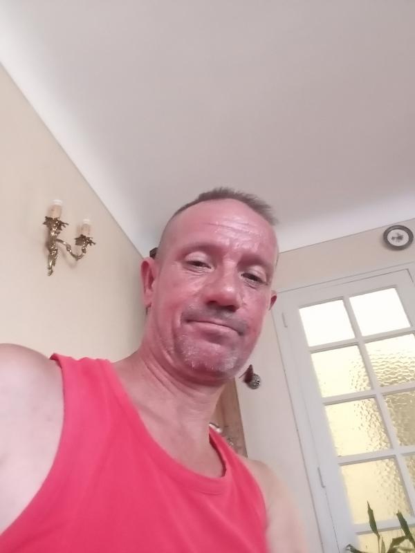 Denis 49 ans Arbus