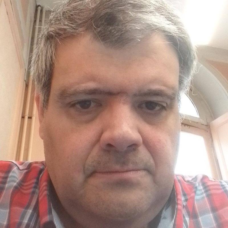 Antonio 52 ans paris 13eme arrondissement