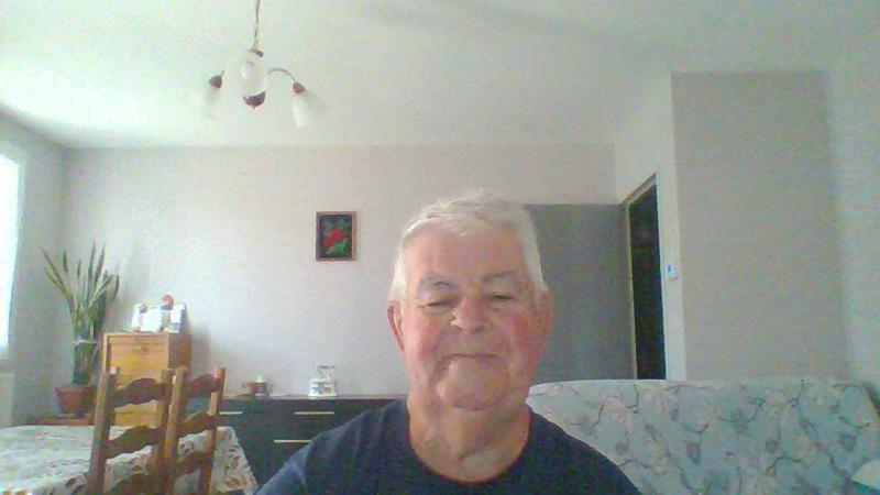 jokey 76 ans Bourges