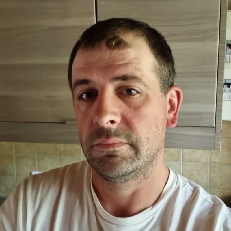 Ggismo  39 ans Moux en Morvan