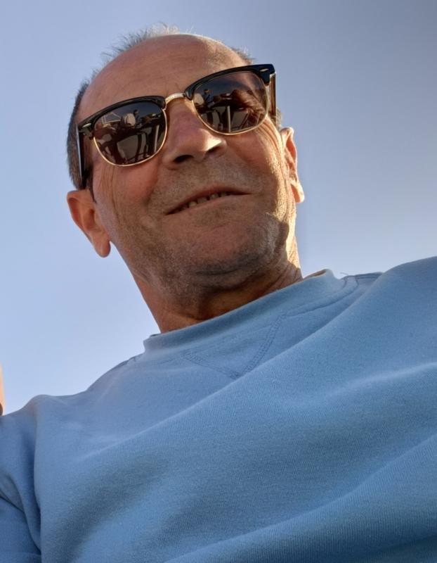 LAURENT 62 ans Saint Donat sur l'Herbasse