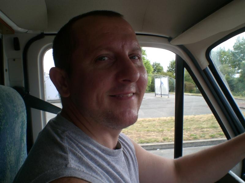 laurent 55 ans Linselles