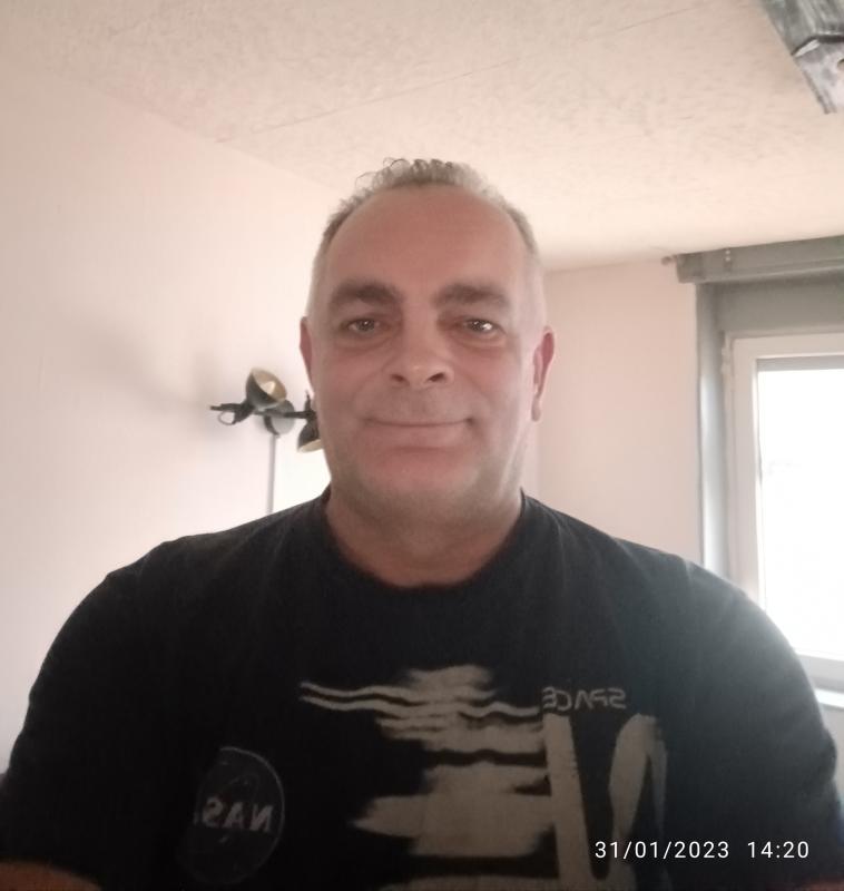 Michel  58 ans Fontoy